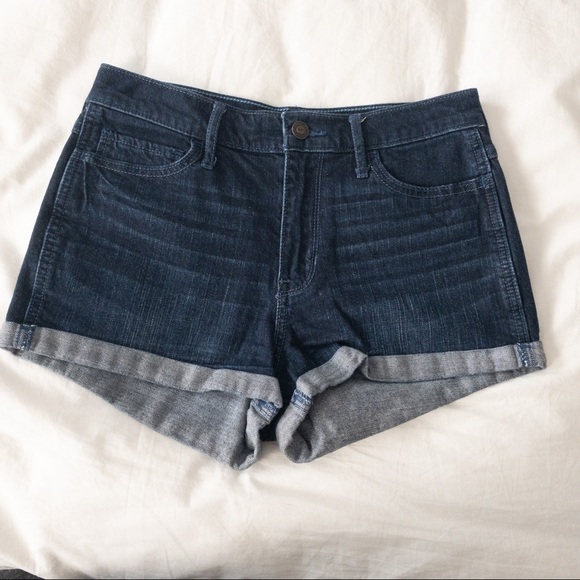 Hollister Hi Rise Dark Wash Shorts - Sz 5 - EUC - Picture 2 of 5